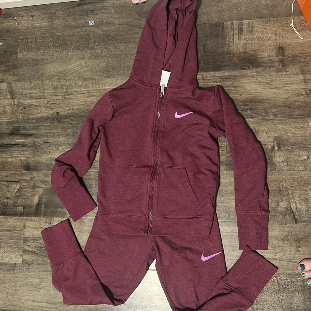 Nike tracksuit jogger set size 5